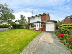 Front Of Property - click for photo gallery